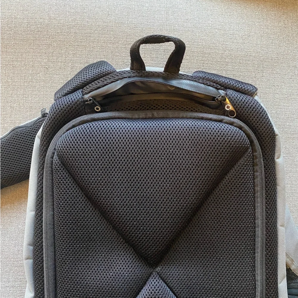 RIUTBAG Safer City Travel Backpack in Grey & Black